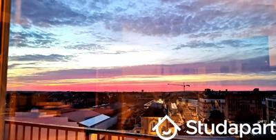 Chambre - 12 m² - 1 pièce