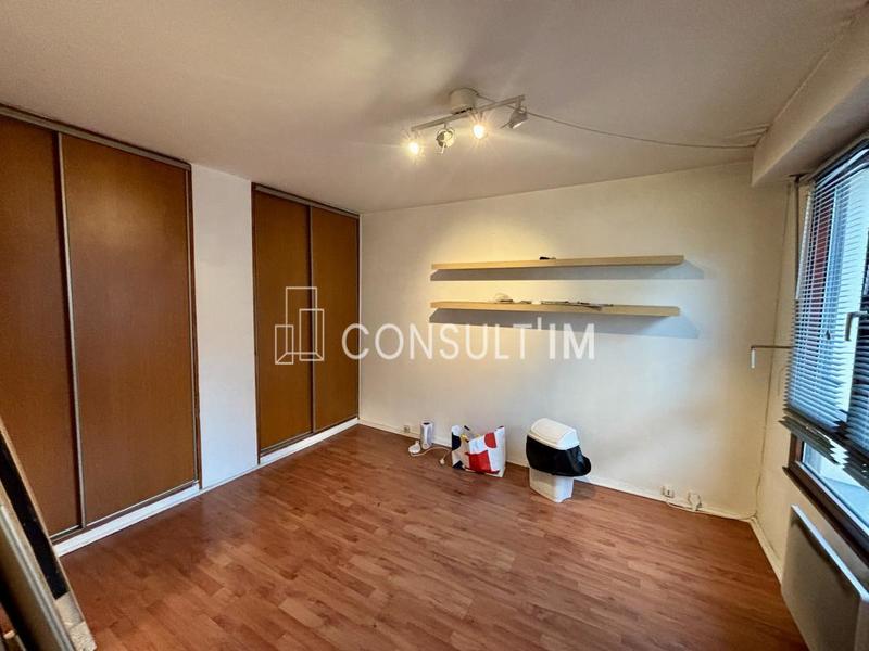 Bureau - 30 m² - 2 pièces