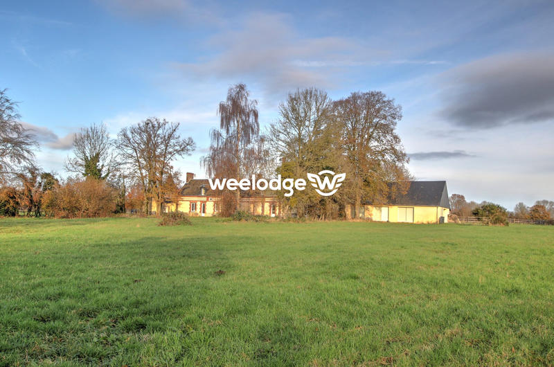 Maison - 400 m² - 14 pièces