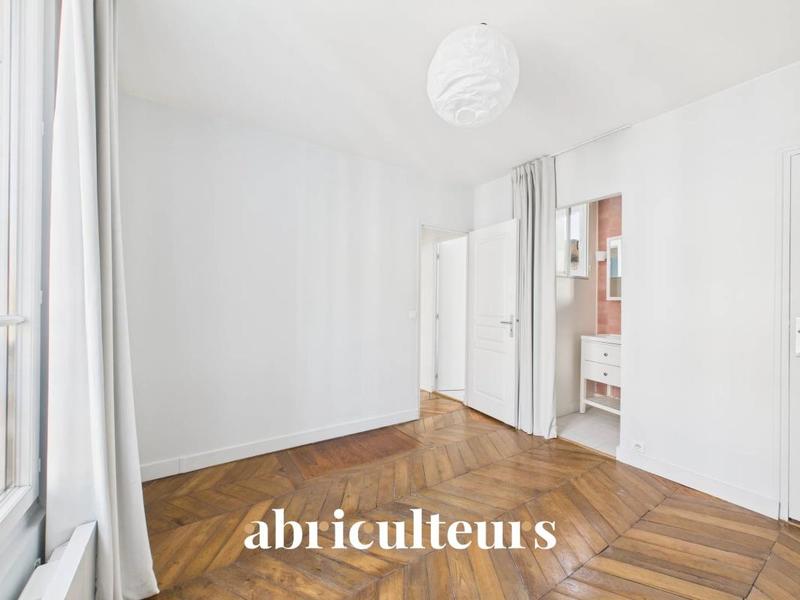 Appartement ancien - 86 m² - 5 pièces