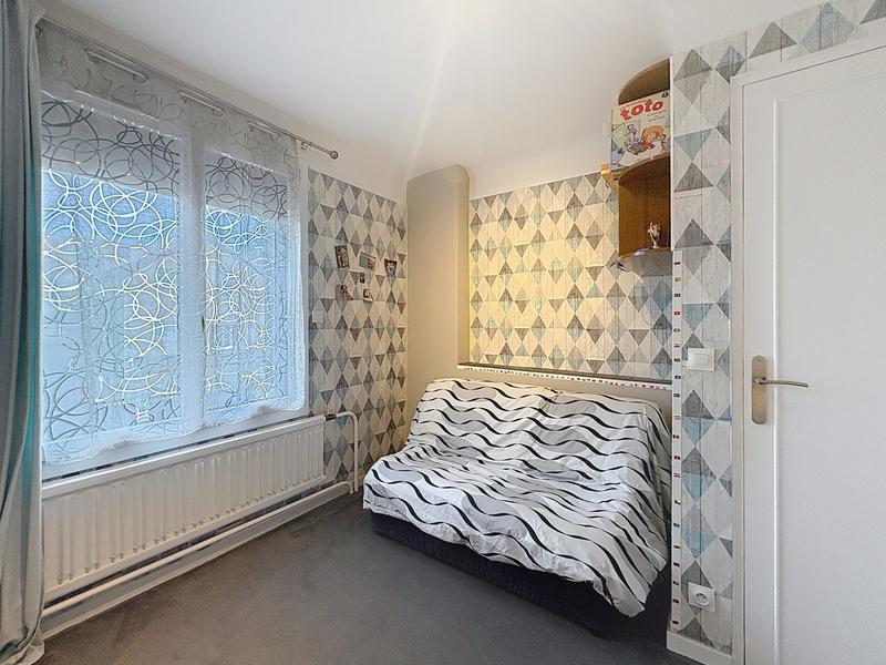 Maison traditionnelle - 68 m² - 5 pièces