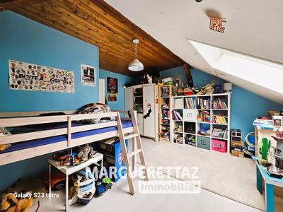 Maison - 140 m² - 5 pièces