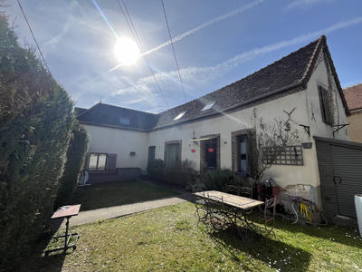 Maison - 138 m² - 6 pièces