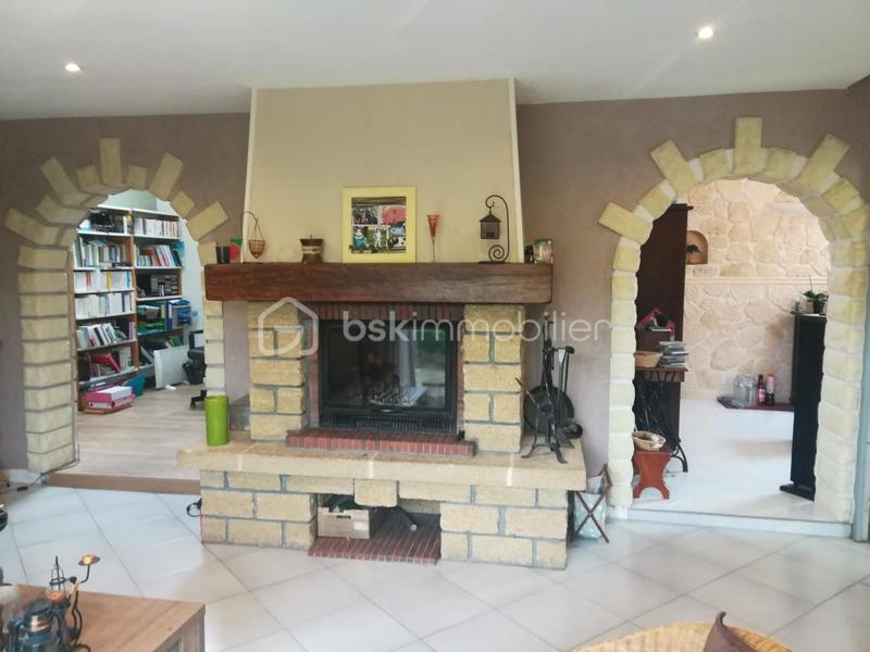 Maison traditionnelle - 136 m² - 5 pièces