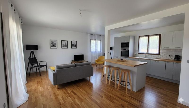 Maison - 108 m² - 6 pièces