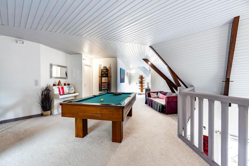 Maison - 258 m² - 5 pièces