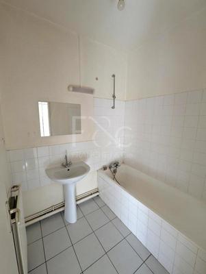 Appartement - 86 m² - 4 pièces