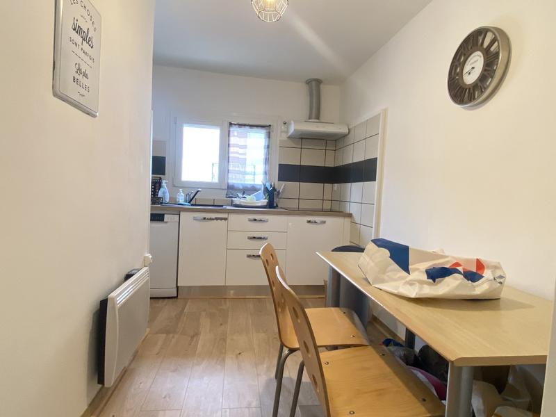 Maison - 216 m² - 8 pièces