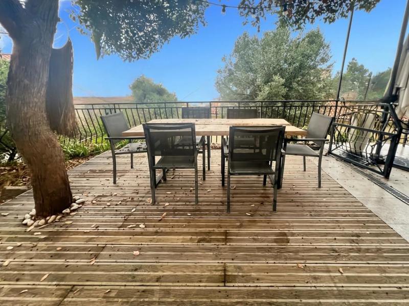 Appartement - 100 m² - 3 pièces