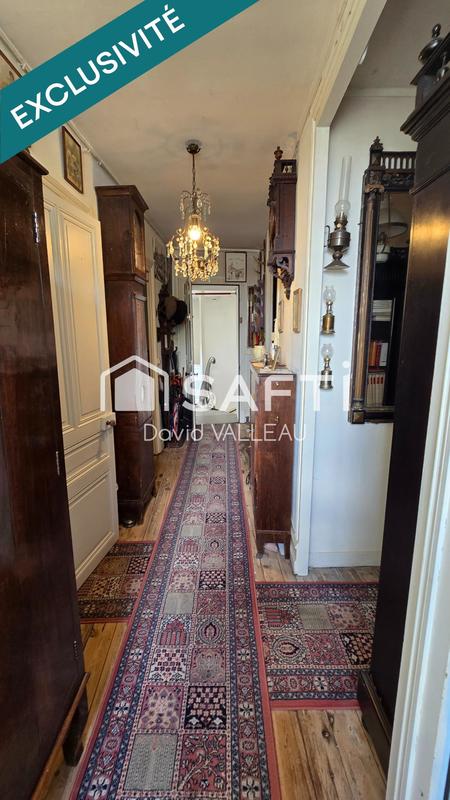 Maison - 225 m² - 8 pièces