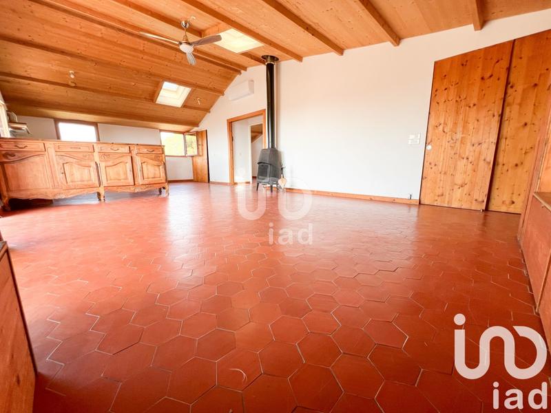 Appartement - 81 m² - 3 pièces