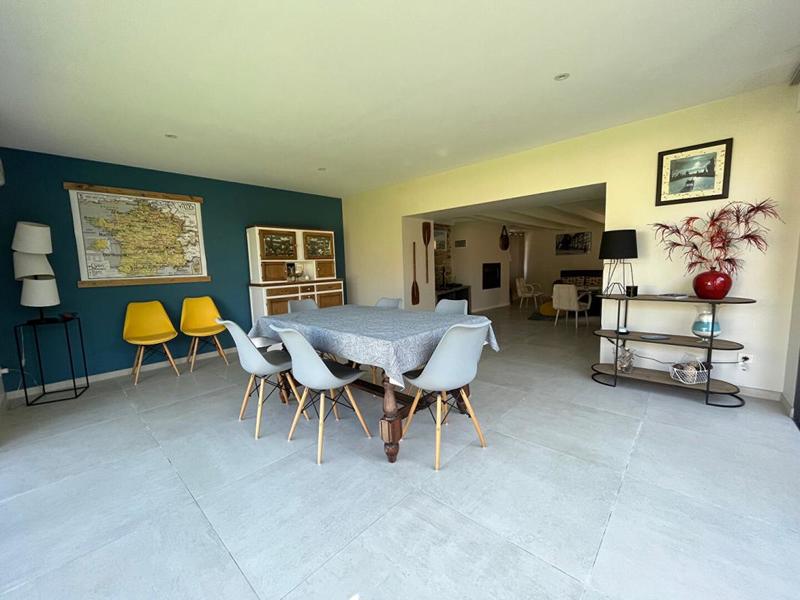 Maison - 102 m² - 4 pièces