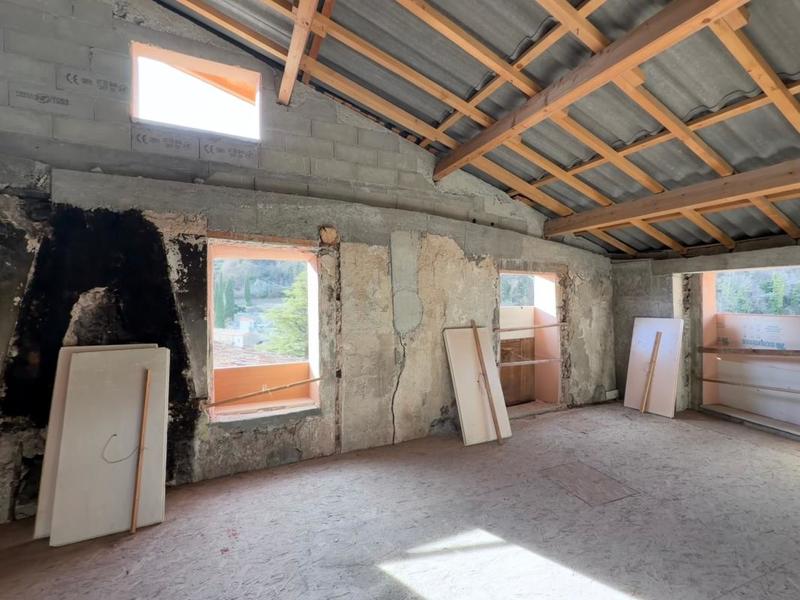 Loft - 74 m² - 4 pièces