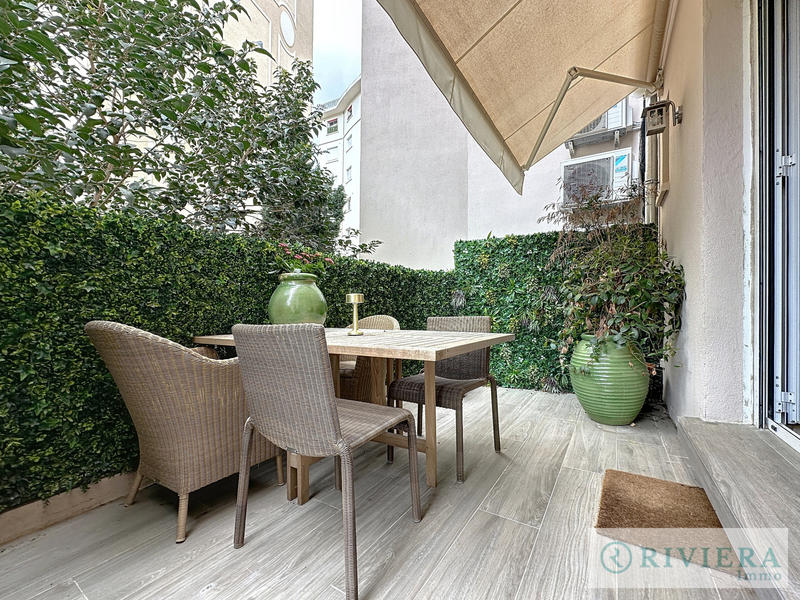 Appartement - 95 m² - 3 pièces