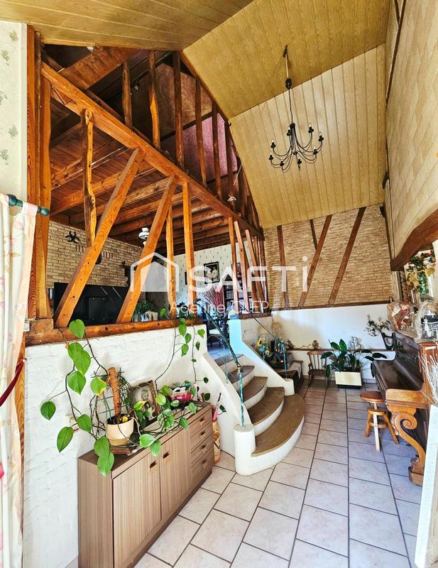 Maison - 187 m² - 8 pièces