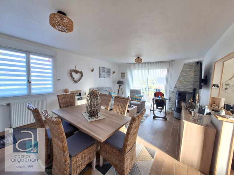 Maison - 102 m² - 6 pièces