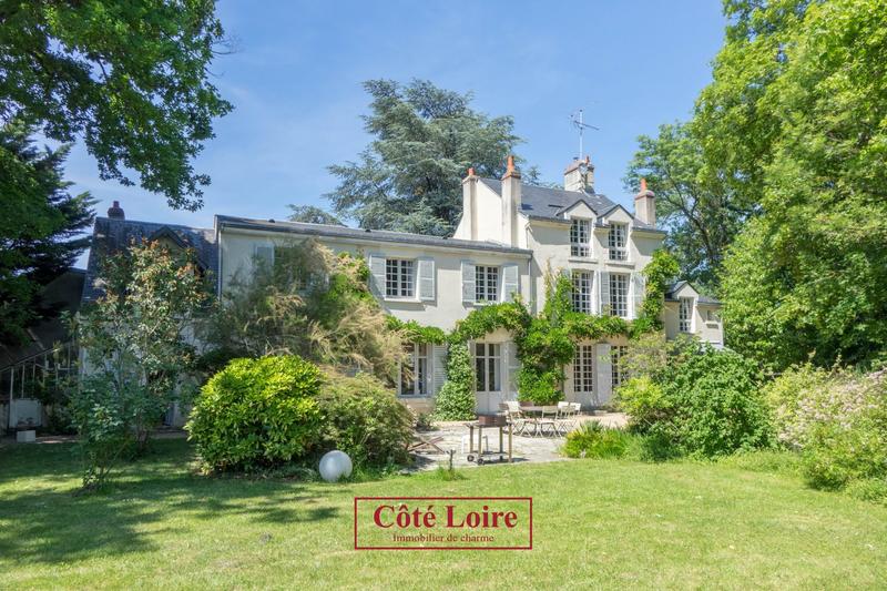 Maison ancienne - 287 m² - 8 pièces