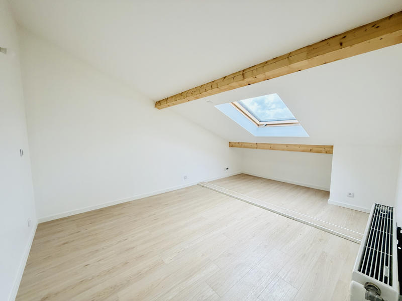 Maison - 99 m² - 4 pièces