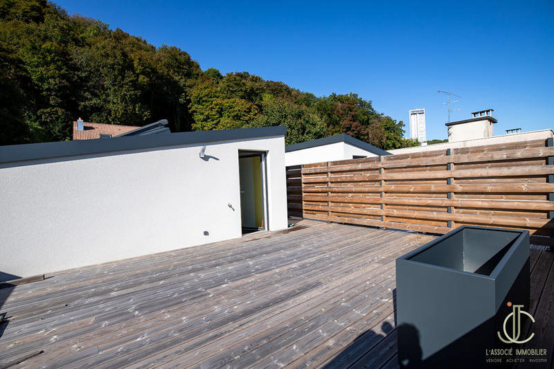 Appartement - 105 m² - 4 pièces