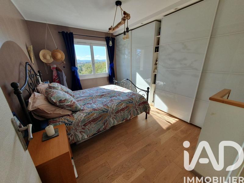 Maison - 151 m² - 6 pièces