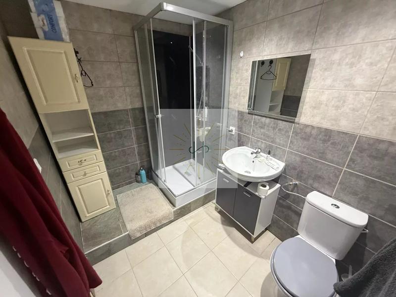 Maison - 112 m² - 8 pièces