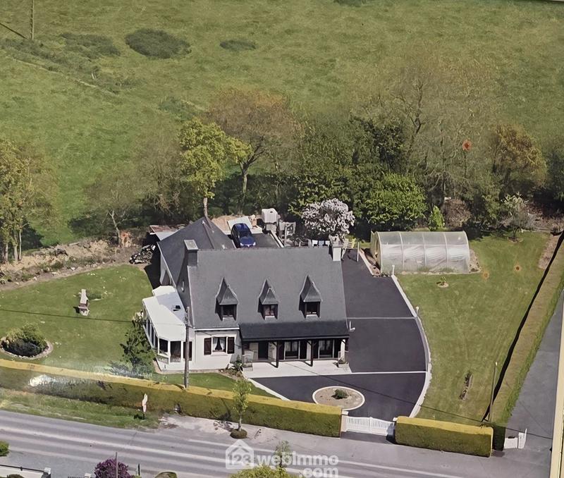 Maison - 187 m² - 7 pièces