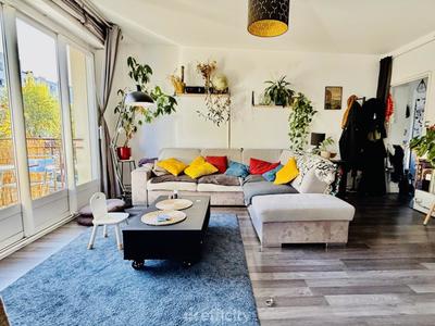 Appartement - 75 m² - 3 pièces