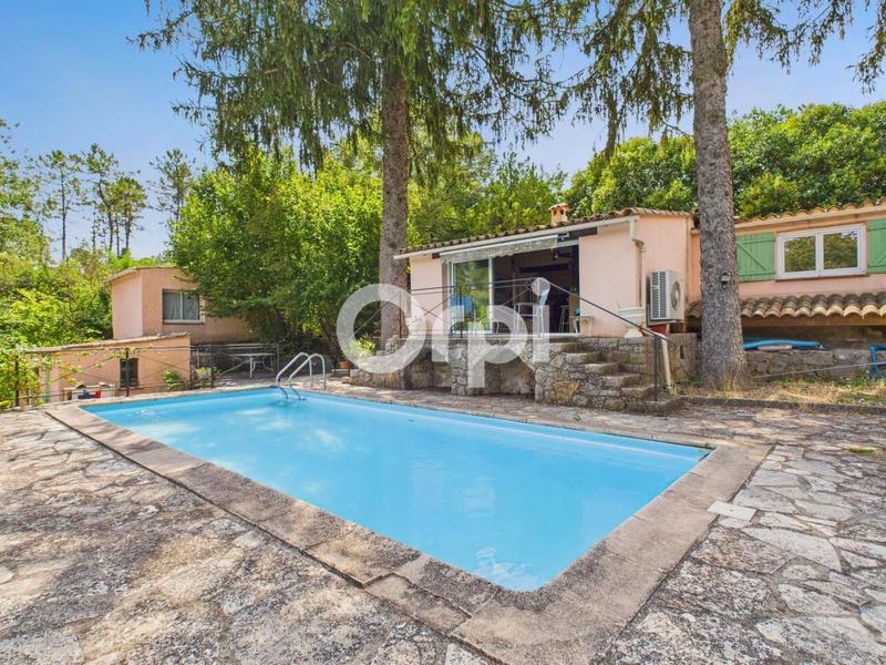 Maison - 198 m² - 4 pièces