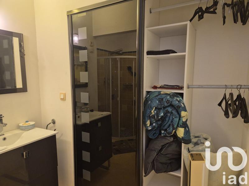 Studio - 30 m² - 1 pièce