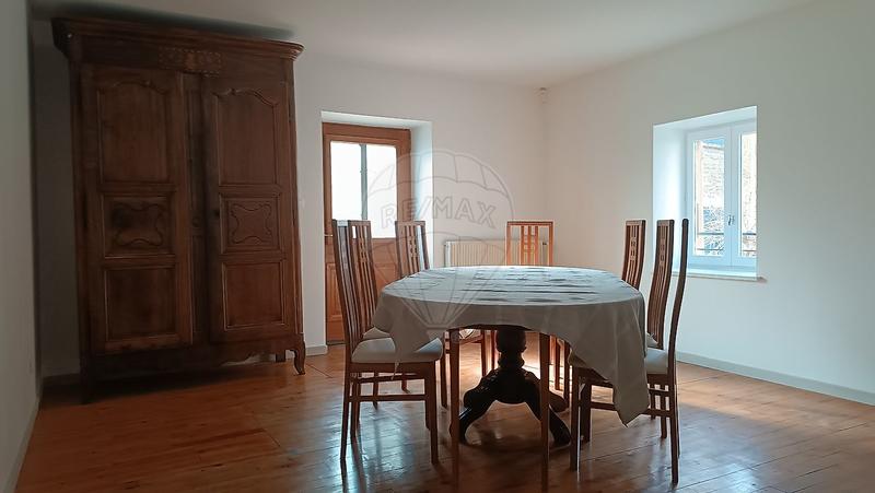 Maison - 177 m² - 5 pièces