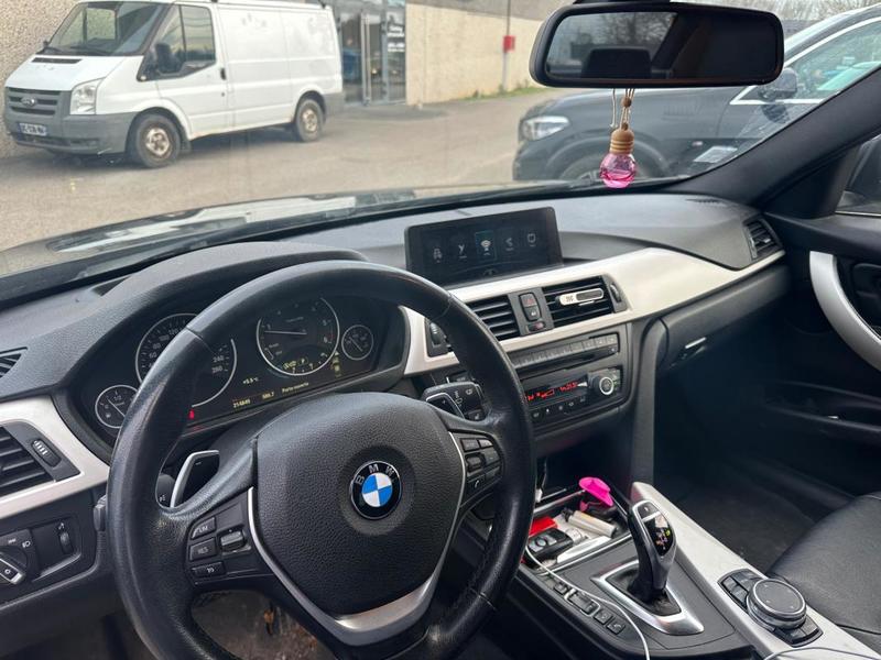 Bmw Série 3 F30 320d xDrive 184 Toit Ouvrant / Xenon Camera de Recul Acces Confort...