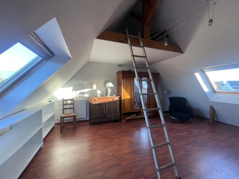 Maison - 151 m² - 6 pièces