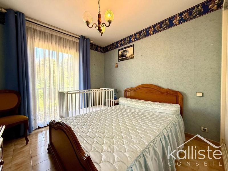 Maison - 104 m² - 5 pièces