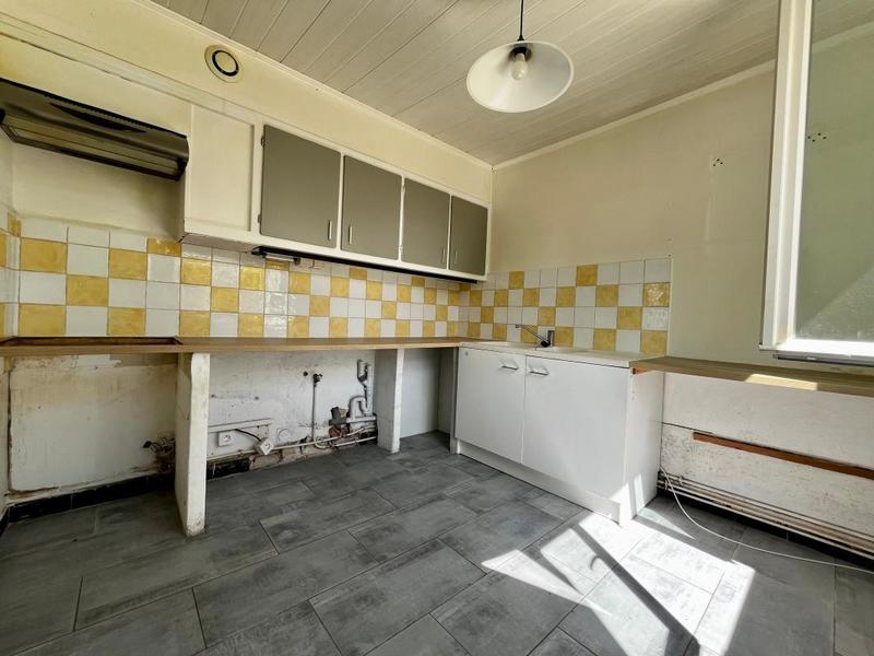 Maison - 186 m² - 8 pièces