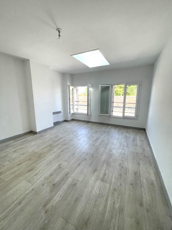 Maison - 91 m² - 7 pièces