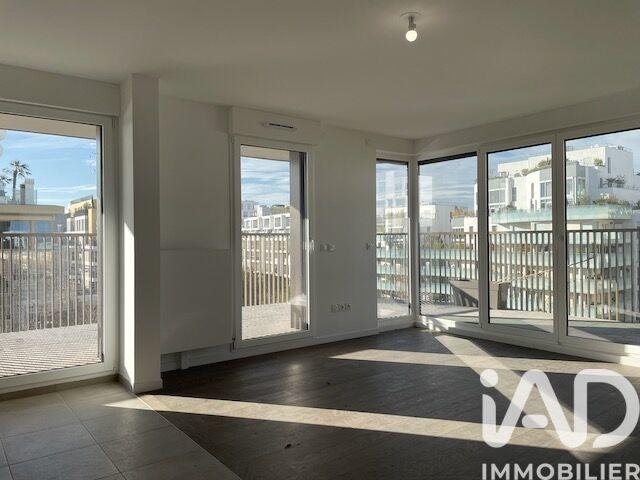Appartement - 84 m² - 4 pièces