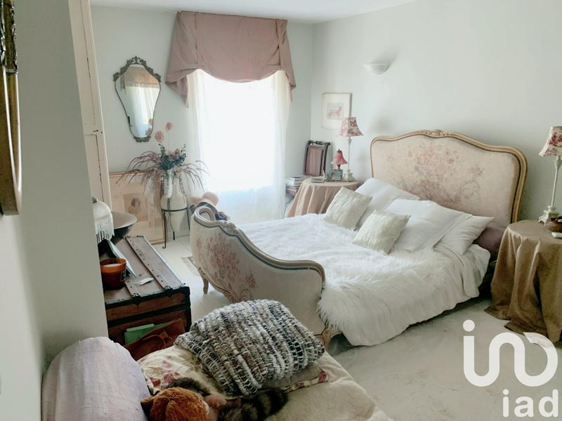 Maison - 200 m² - 6 pièces