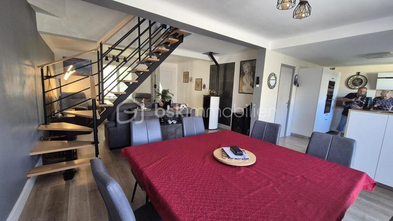 Maison - 118 m² - 6 pièces