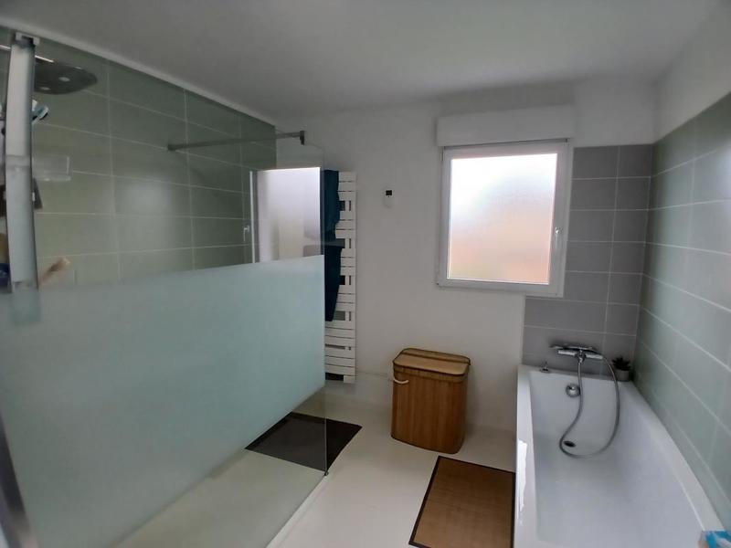 Maison - 142 m² - 6 pièces