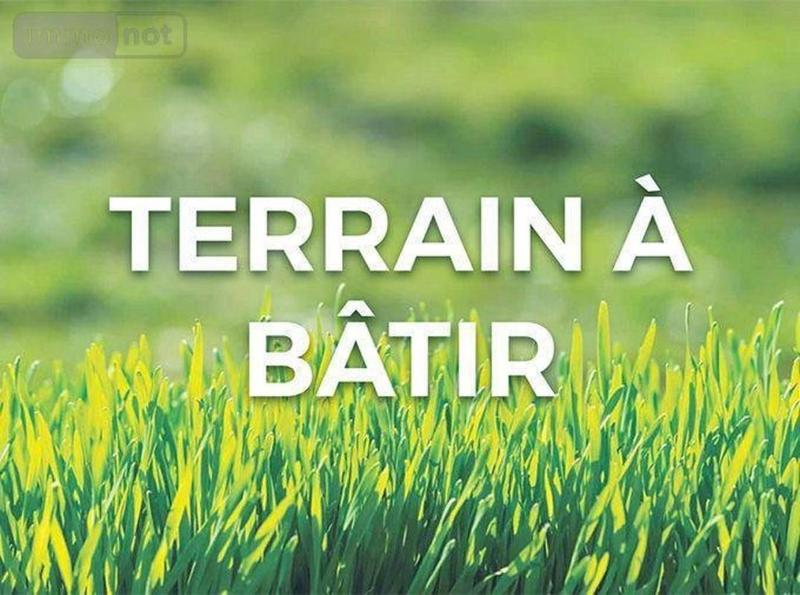 Terrain constructible - 850 m²