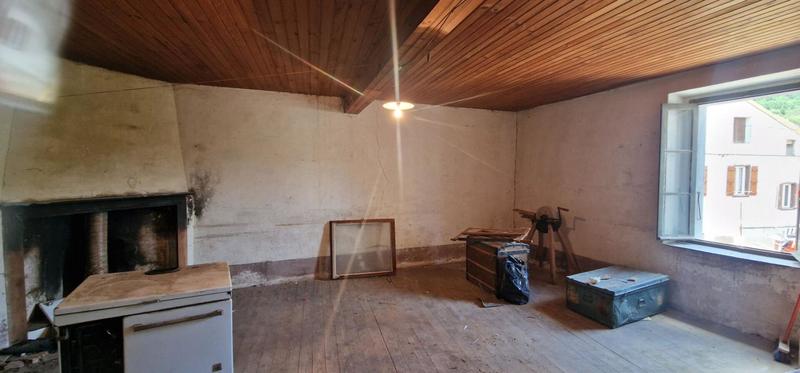 Maison - 350 m² - 11 pièces