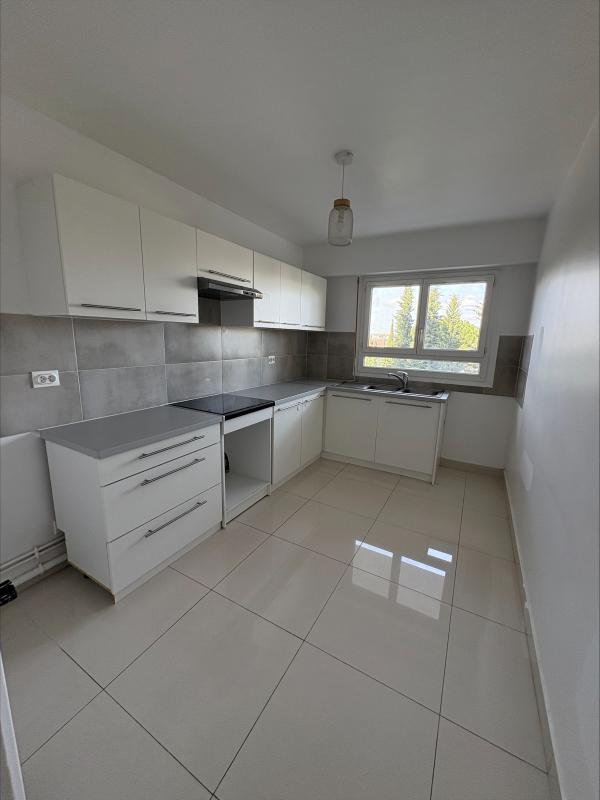 Appartement ancien - 79 m² - 4 pièces