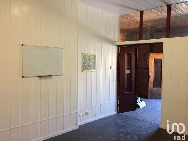 Local commercial - 3 000 m²