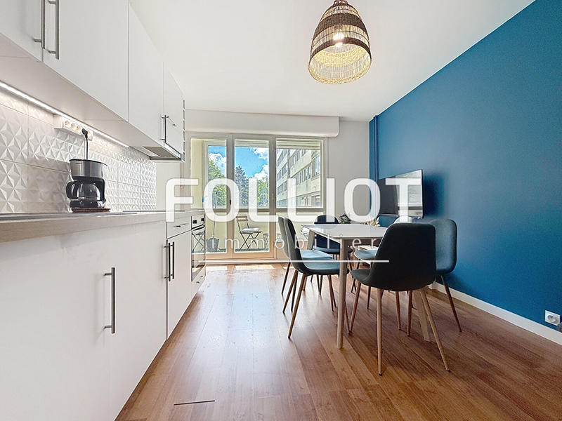 Appartement - 70 m² - 5 pièces