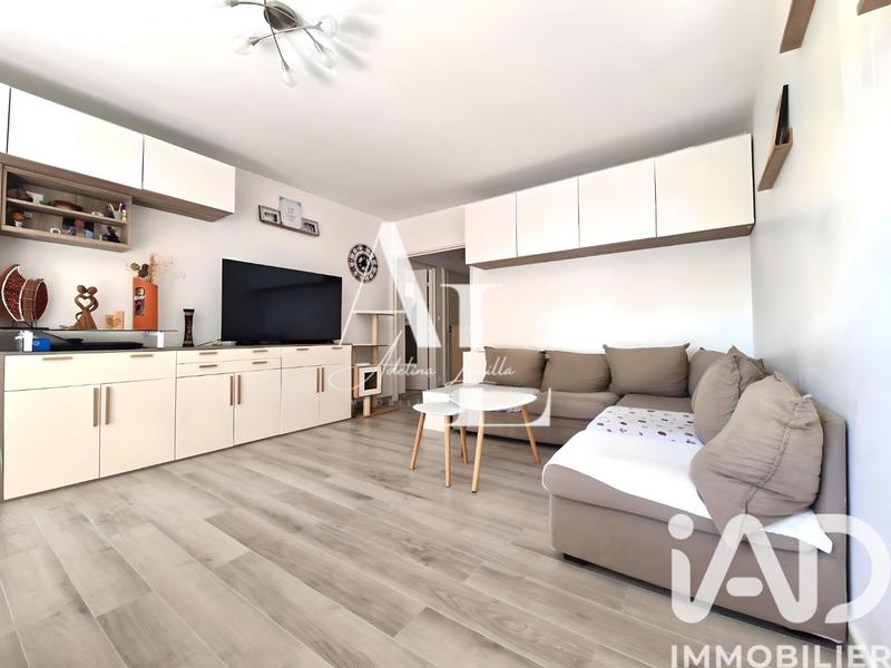 Appartement - 95 m² - 5 pièces