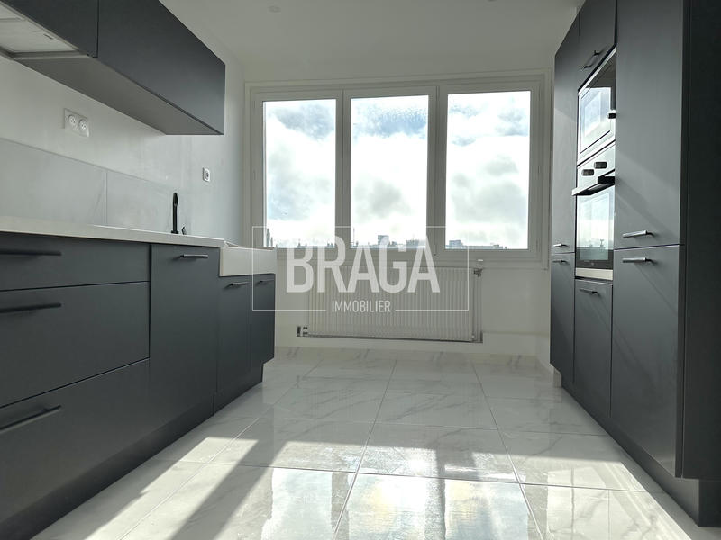 Appartement - 107 m² - 5 pièces