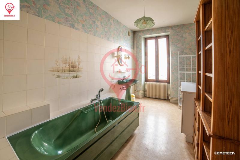 Maison - 120 m² - 5 pièces