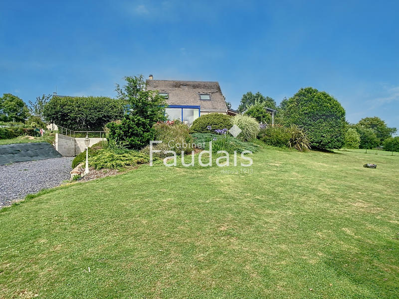 Maison - 122 m² - 6 pièces