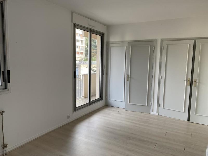 Appartement - 160 m² - 7 pièces
