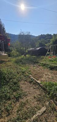 Maison - 560 m² - 3 pièces